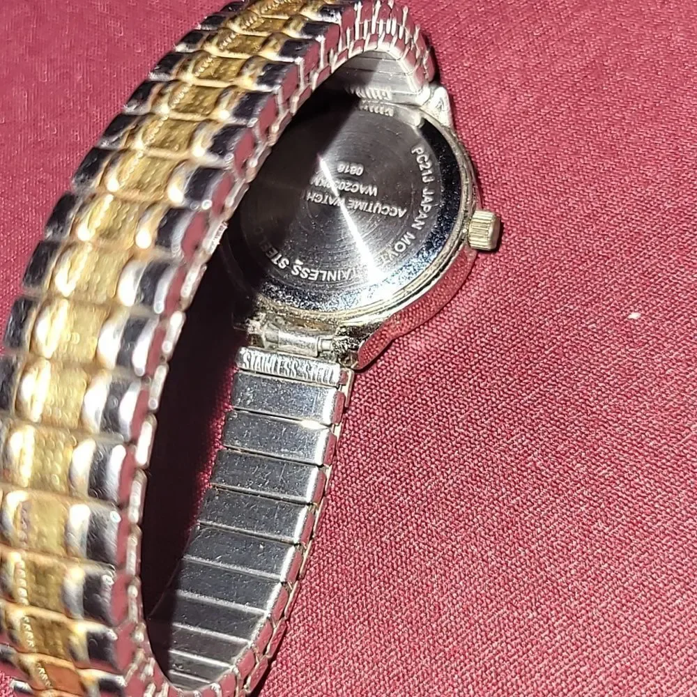 Beautiful Vintage Stainless Steel Gold And Silver watch